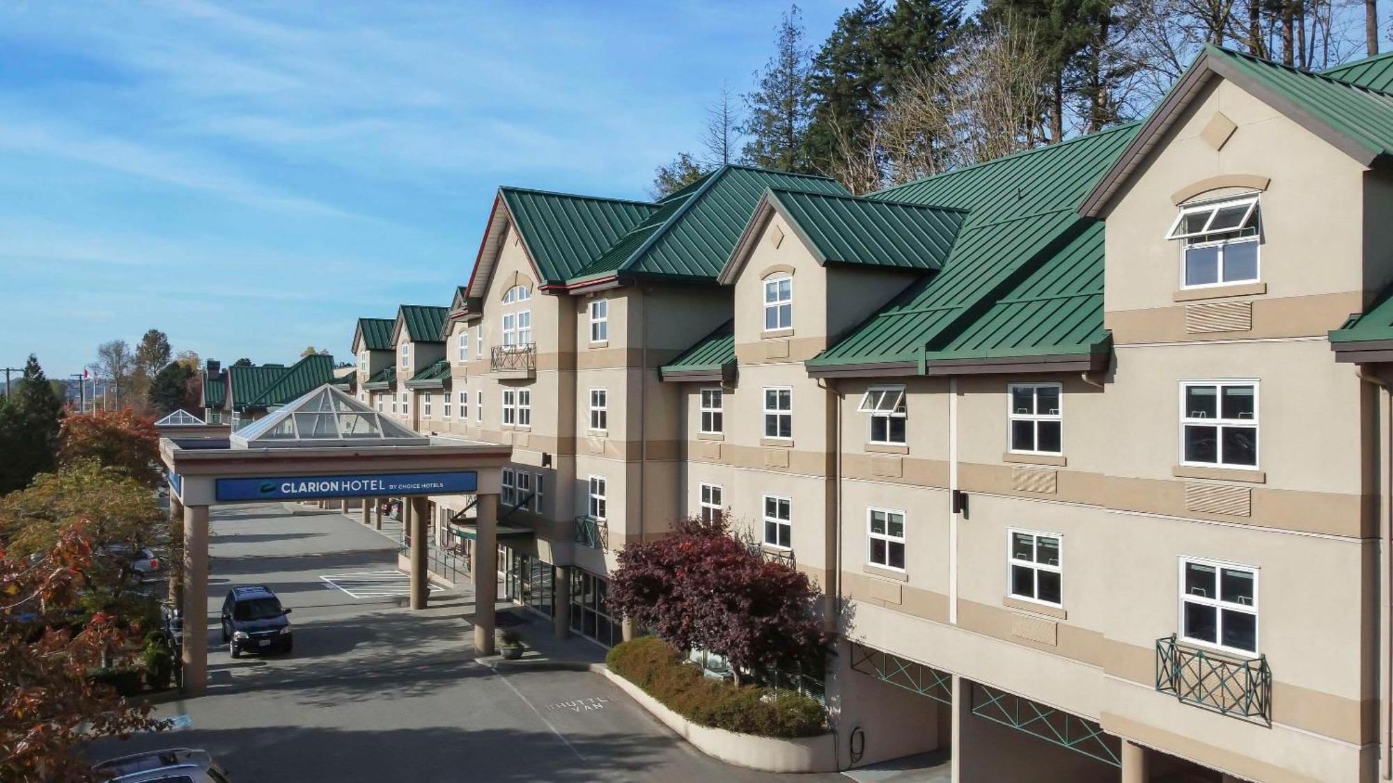 Clarion Hotel & Conference Centre Абътсфорд Екстериор снимка